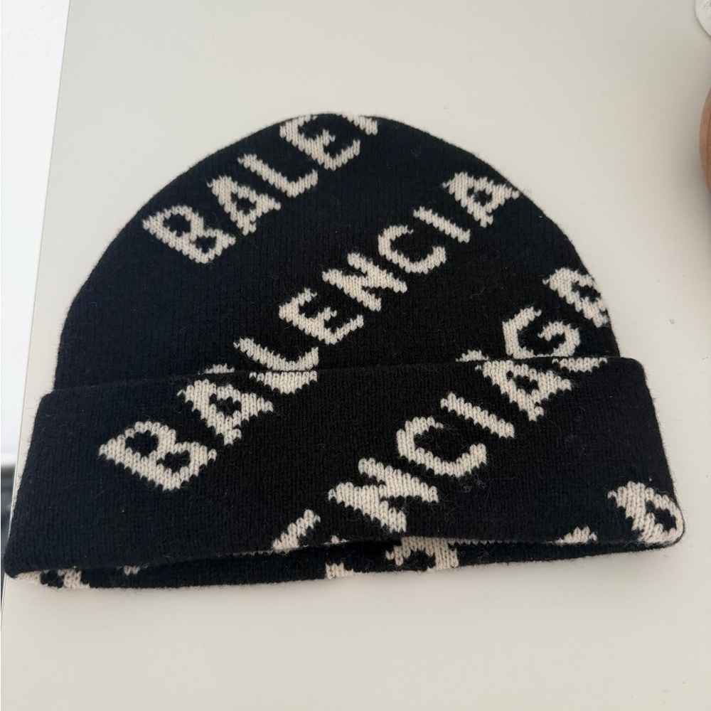 Balenciaga Black & White All-Over Logo Knit Beanie